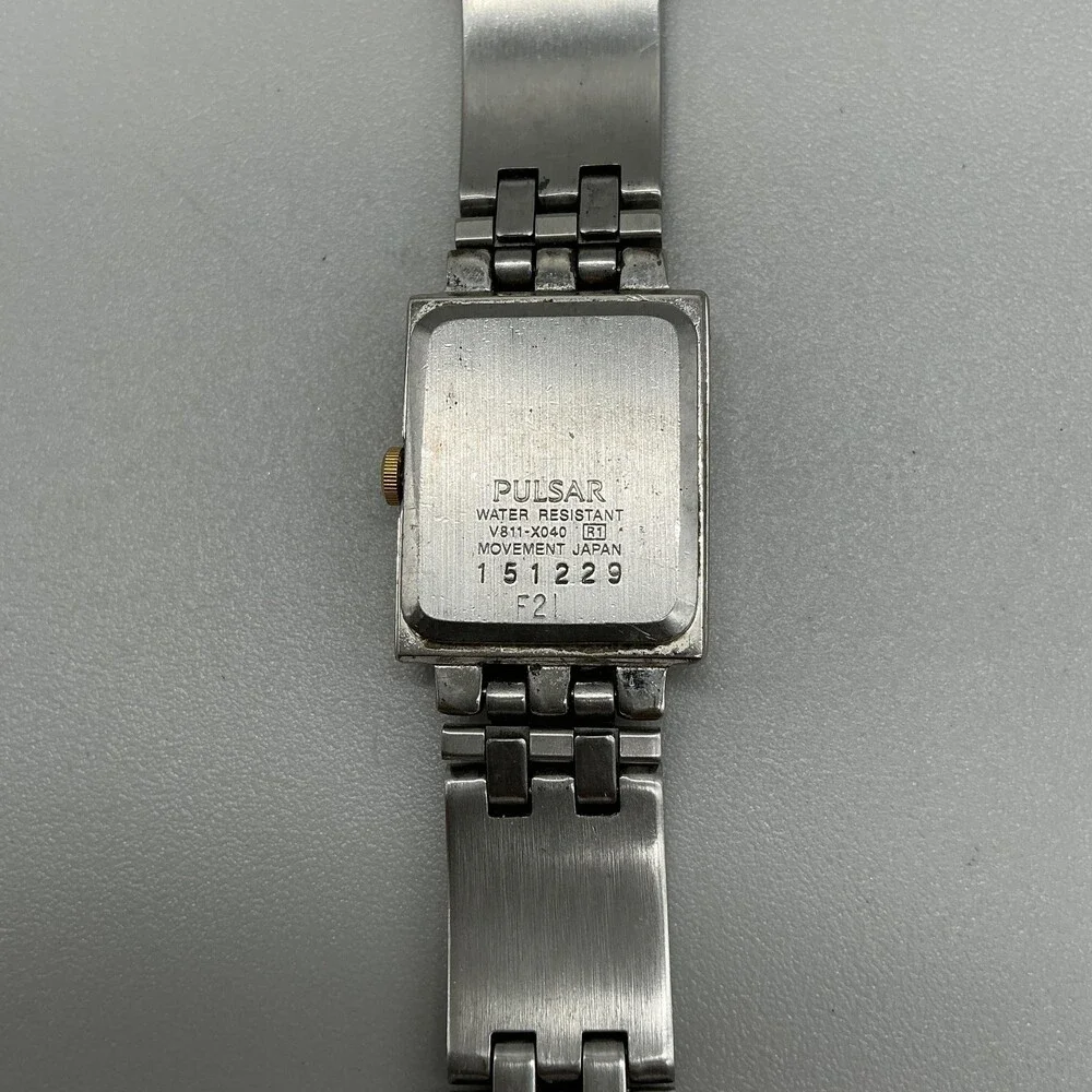 Pulsar V811-X040 Womens Watch 18mm White Dial Two Tone New Battery 7